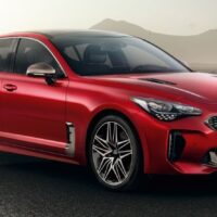 Kia Stinger 2021 GT S chào giá hơn 1,3 tỷ đồng