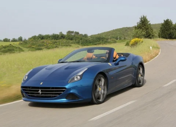Siêu Xe Ferrari California T 2015 Đầu Tiên Về Việt Nam