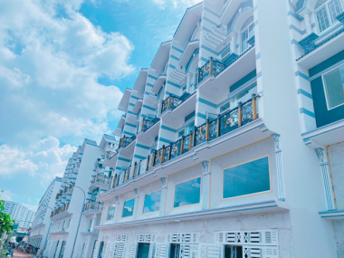 Nhà phố Lux Home Gardens Bình Tân năm 2020