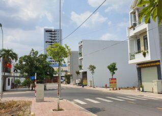 KẸT TIỀN!! Bán gấp đất 2 mặt tiền giá “Đầu Tư” gần VINCOM TP. Dĩ An