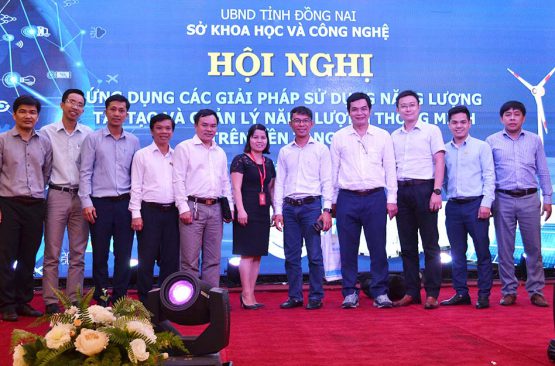 Ứng dụng sử dụng năng lượng tái tạo và quản lý năng lượng thông minh
