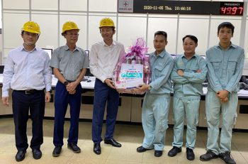 Tổng giám đốc EVN thăm và làm việc tại Công ty DHD Năng lượng Việt Nam Online