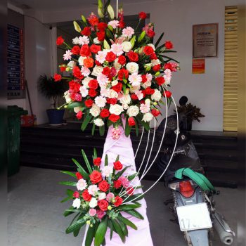 Giỏ hoa cắm hình trái tim PL03-TT