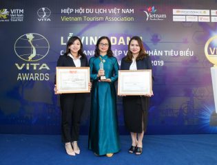 Vietravel vinh dự nhận 4 giải thưởng quan trọng trong khuôn khổ Hội chợ Du lịch VITM 2020