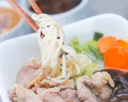 Bí quyết làm món lẩu bò shabu-shabu Nhật Bản cực chuẩn ai cũng phải khen ngon