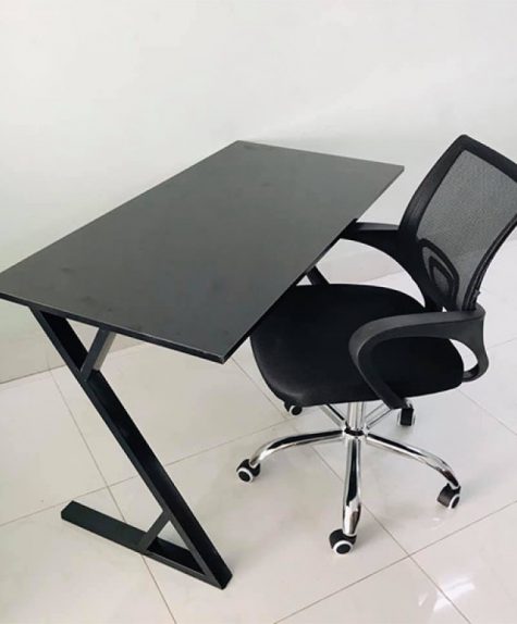Bàn làm việc chữ Z