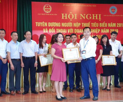 Nội thất Hòa Phát tham dự Hội nghị tuyên dương Người nộp thuế tiêu biểu năm 2018