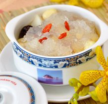Chè yến ngũ quả