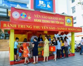 Những yếu tố làm nên thành công của “Bánh Trung thu Yến sào Khánh Hòa”