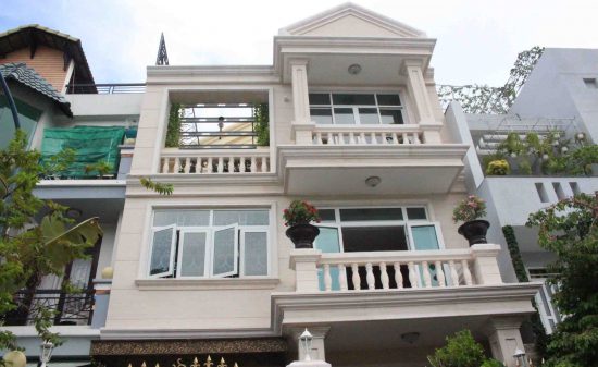 Mẫu Biệt thự mái thái 2 tầng (1 trệt 1 tầng lầu) năm 2021