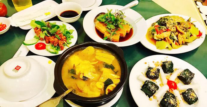 Cơm Chay Nàng Tấm – Trần Hưng Đạo – Quán chay thanh thịnh
