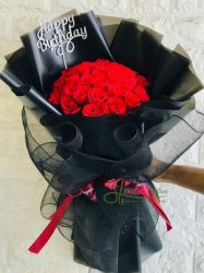 Bó hoa hồng đỏ đẹp nhất dành cho em năm nay