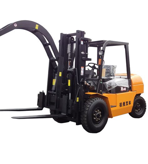Tìm hiểu về xe nâng kẹp gỗ Hangcha và những công dụng