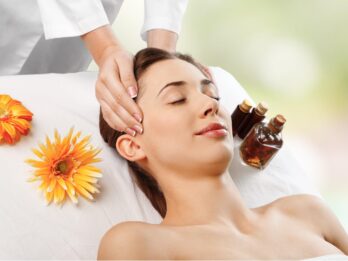 AROMATHERAPY – LIỆU PHÁP HƯƠNG THƠM MANG ĐẾN NHỮNG LỢI ÍCH BẤT NGỜ CHO SỨC KHỎE