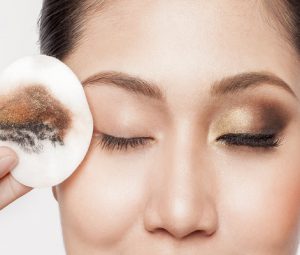 3 lí do khiến bạn phải tẩy trang mỗi ngày