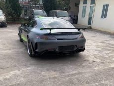 Siêu xe Mercedes-AMG GT R Pro đầu tiên về Việt Nam xuất hiện tại tỉnh Hoà Bình