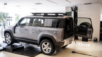 Đánh giá nhanh Land Rover Defender 2020: SUV dã chiến nay lại thêm tiện nghi và hiện đại
