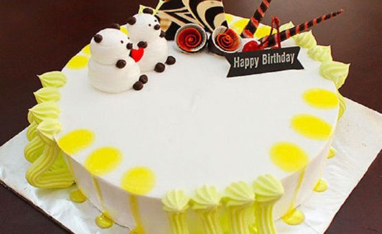 Bánh kem chữ cái, số theo tên của người thân đẹp nhất 2019