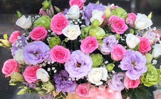 Bó hoa hồng đỏ trái tim tặng bạn gái, vợ