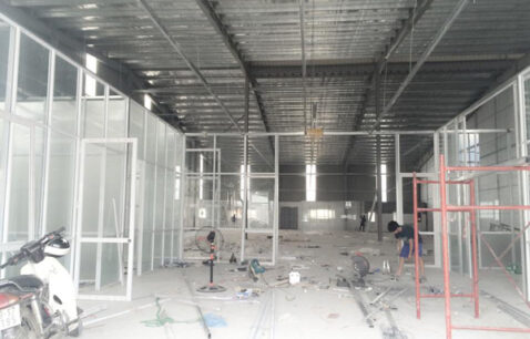 Một số hình ảnh thi công lắp đặt nhôm kính tại công trình
