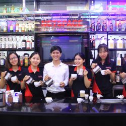Học pha chế chuyên gia pha chế