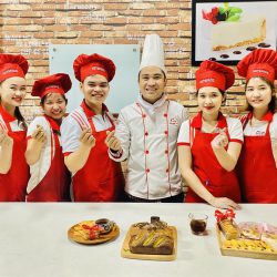 Học làm bánh Chuyên gia làm bánh