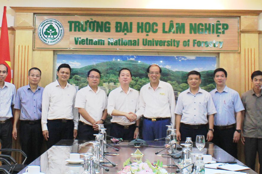 Trường Đại học Lâm nghiệp hợp tác với Trường Cao đẳng Cơ điện Hà Nội