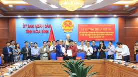 Đoàn công tác Trường Đại học Lâm nghiệp làm việc và ký kết biên bản ghi nhớ hợp tác với UBND tỉnh Hòa Bình