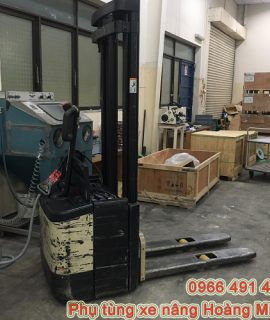 THAY BÁNH XE NÂNG ĐIỆN CROWN, KOMATSU, TCM, NICHIYU GIÁ TỐT
