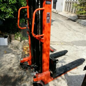 Xe nâng tay cao HS1520- Xe nâng tay cao giá rẻ