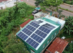 Hoàn thành lắp điện mặt trời áp mái 20 kWp cho anh Lĩnh