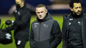 Wayne Rooney chính thức giải nghệ & chuyển sang công tác huấn luyện