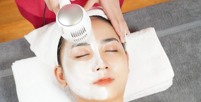 Ủ Trắng Face Huyết Yến