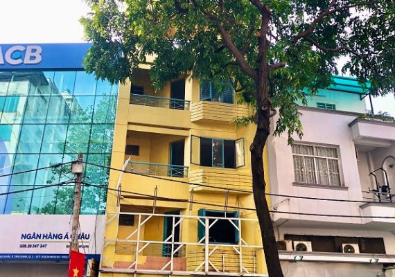 Đột Nhập Trung Tâm Bảo Dưỡng Đồng Hồ Hải Triều Trước Ngày Khai Trương