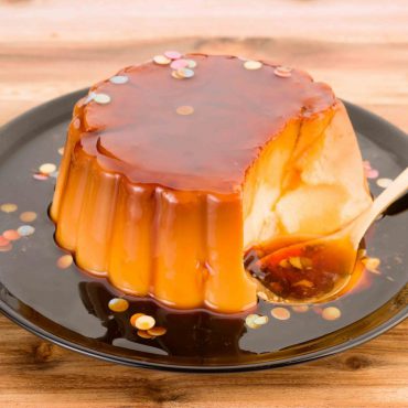 Cách làm bánh flan sữa đơn giản tiện lợi vừa ngon vừa rẻ.