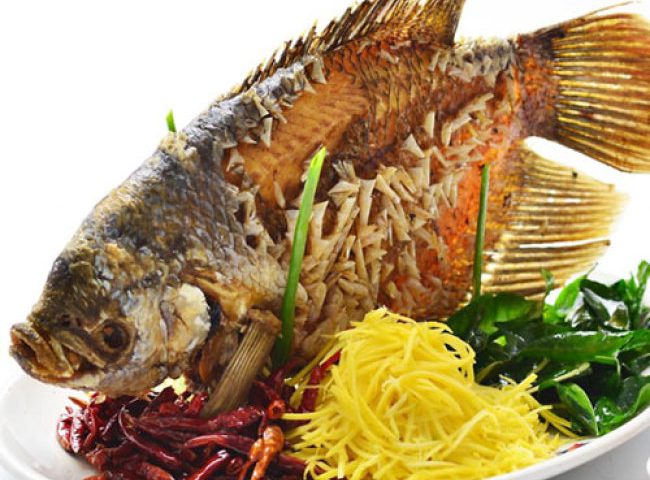 Cách làm chả cá Hà Nội, cá tai tượng chiên xù, lẩu măng chua cá lăng