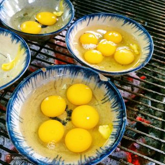 Món mới siêu hot ở Đà Nẵng: Trứng cút đút than với phô mai!