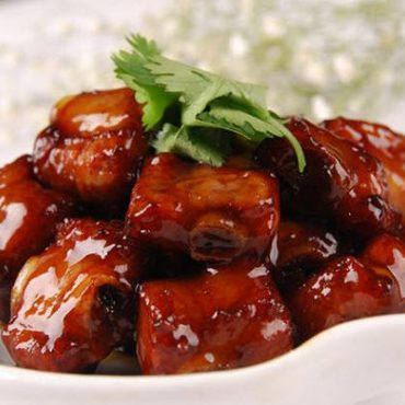 Cách nấu canh và kho sườn chống ngán cho cả nhà