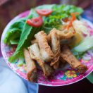 Giản dị thôi, nhưng đến Đà Nẵng mà bỏ qua mấy món ăn vặt này thì “tiếc ráng chịu”