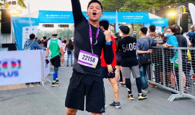 Ca sĩ “6 múi, siêu vũ đạo” Trọng Hiếu gây sốt khi chạy 21km sub2
