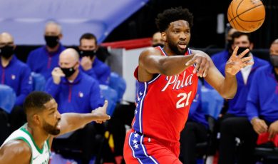 Đủ binh hùng tướng mạnh, 76ers lại đánh bại Celtics