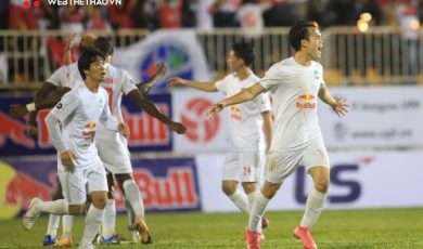Đá hơn người, HAGL có chiến thắng đầu tiên ở V.League 2021
